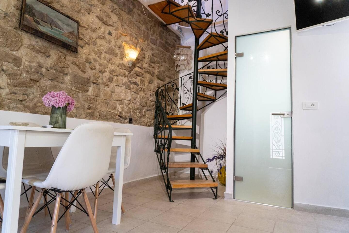 Nina'S Traditional House By Estia Valanio Esterno foto