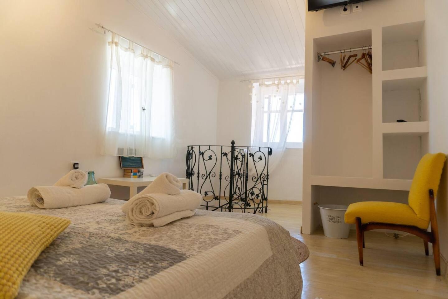 Nina'S Traditional House By Estia Valanio Esterno foto