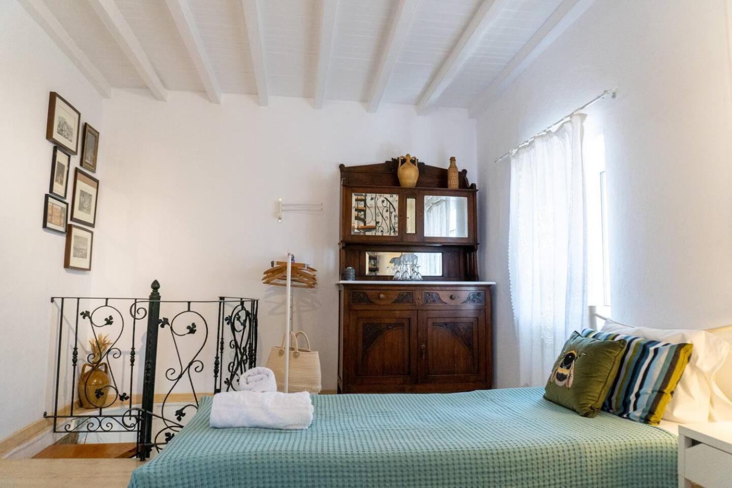 Nina'S Traditional House By Estia Valanio Esterno foto
